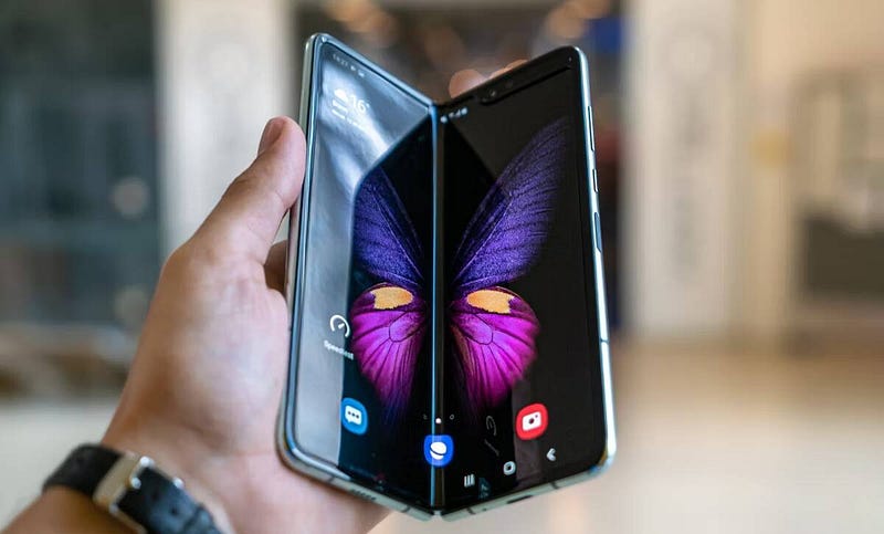 Důvody, proč byste si měli vybrat Android před iPhone - Android iOS