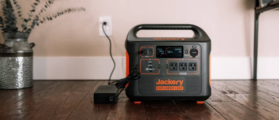 Co je nepřerušitelný zdroj napájení (UPS) a jak funguje?  Vysvětlení 