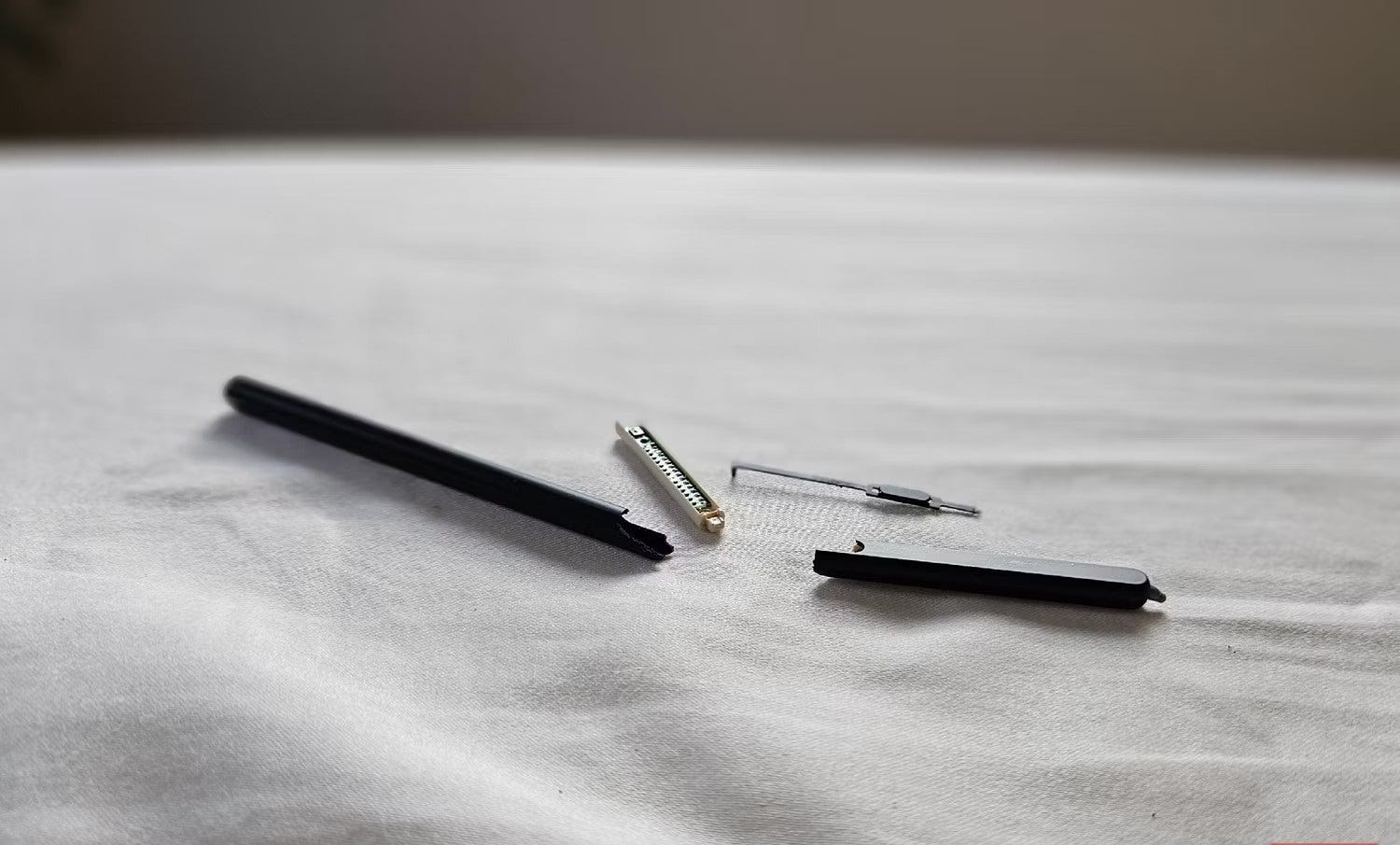 Vysvětlení |  S Pen 3 |  18shbDbtBU SpEmokzngPVw DzTechs