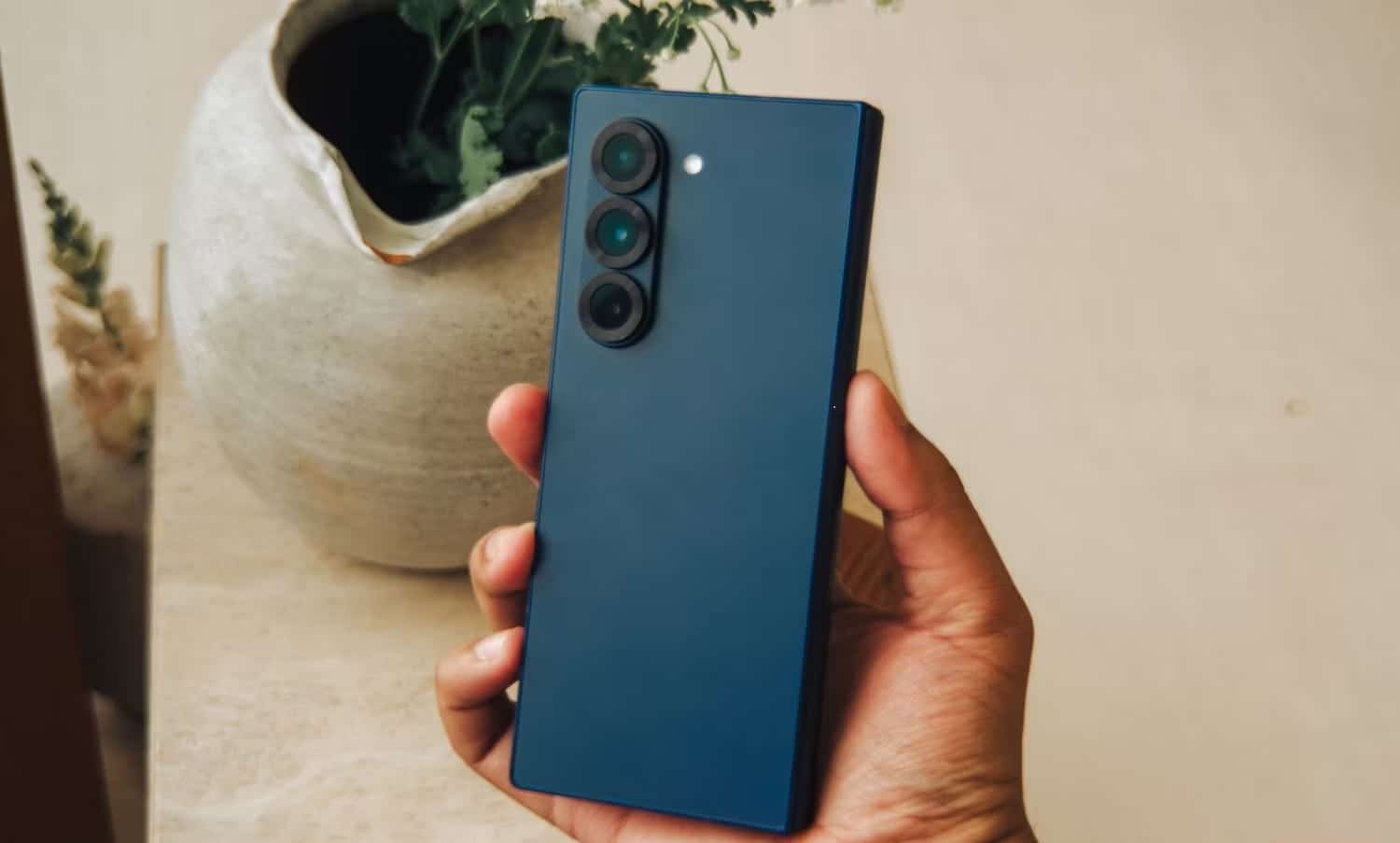 Android |  Galaxy Z Fold 6 a Z Fold 5 4 |  1uE24c5lIEPqvu2KjbagiIA DzTechs