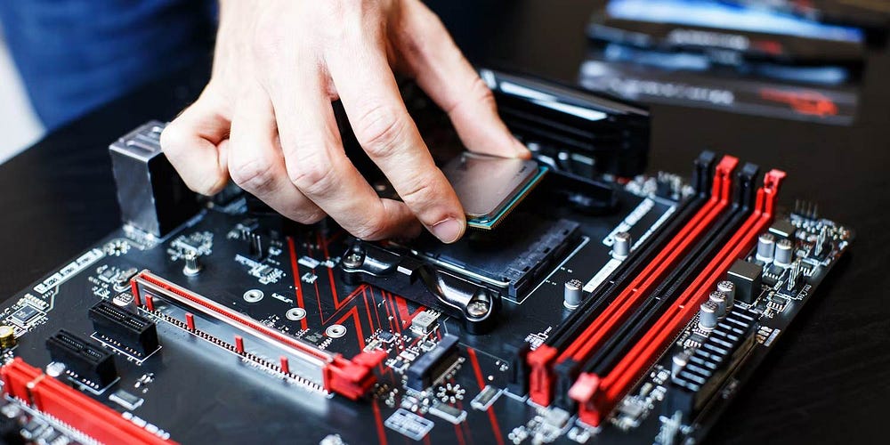 Vysvětlení | Upgrade grafické karty 4 | 1A4 S62ioSc8FvSP VkYDLQ DzTechs