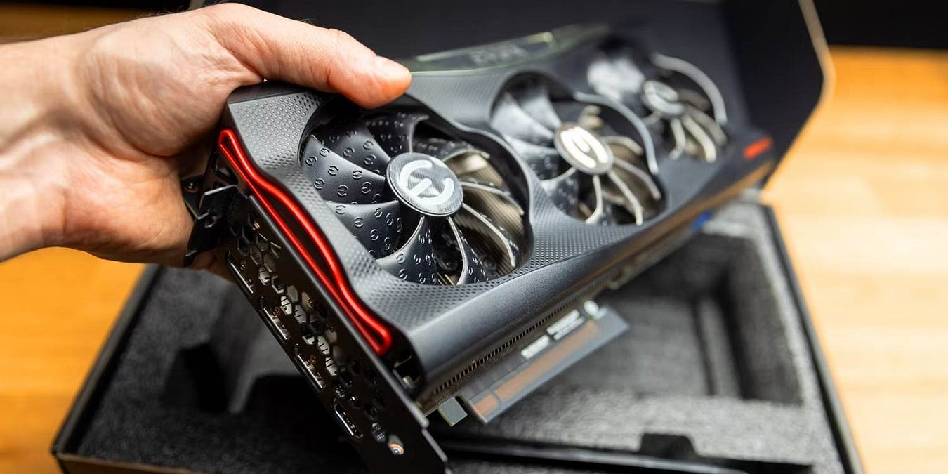 Nejdůležitější faktory, které je třeba zvážit při nákupu nové grafické karty - 1OF OqmLt9c9sWBFeOhYn A DzTechs | Vysvětlení