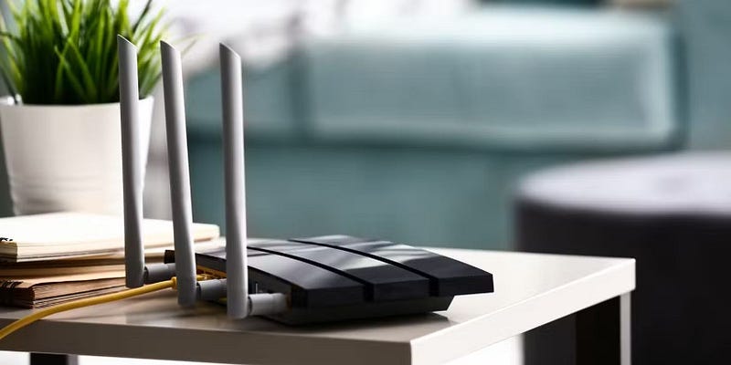 Vylepšete signál WiFi pomocí starého routeru - 1V2ZNMJMFQWQWkEn7IO2ESQ DzTechs | Vysvětlení