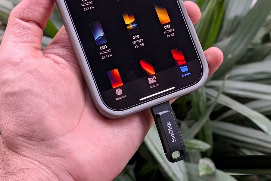 Nejlepší příslušenství pro vylepšení iPhone 16 Pro | zlepšit 1l67W5cgvXEL4P4xTZ9FvVA-DzTechs | iOS 