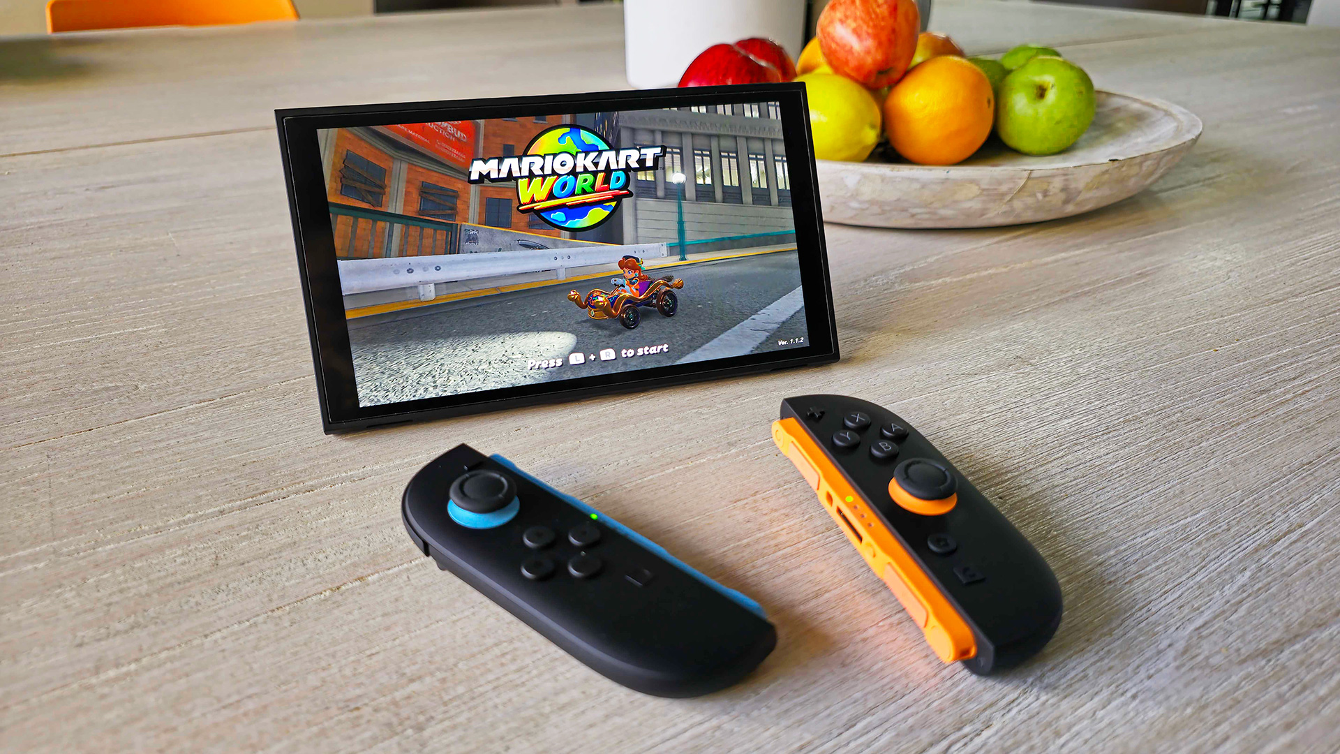 Nintendo Switch 2 vyvolán na kuchyňském stole