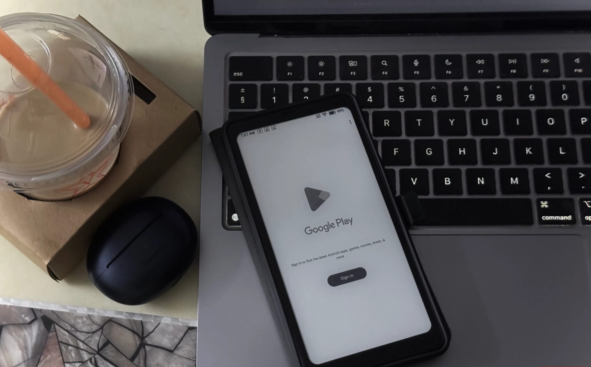 Obchod Google Play se otevírá na Booox Palma 2